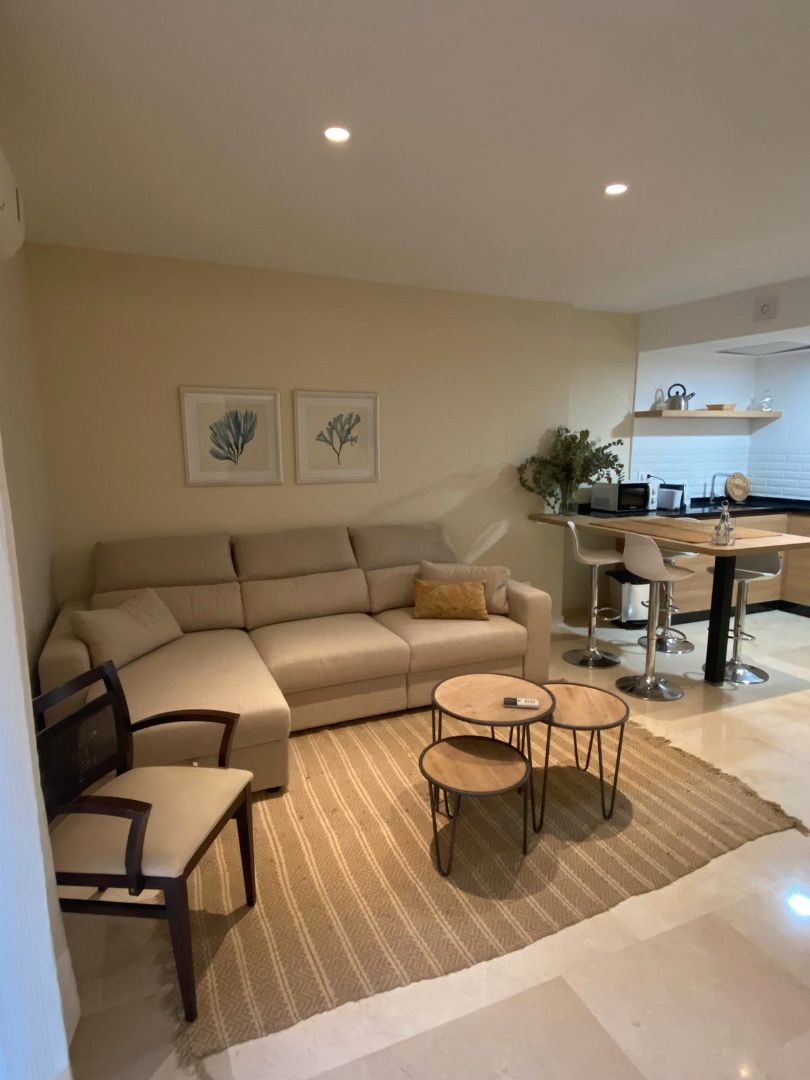 Sala de estar de Piso en venta en  Córdoba Capital con Aire acondicionado, Terraza y Amueblado