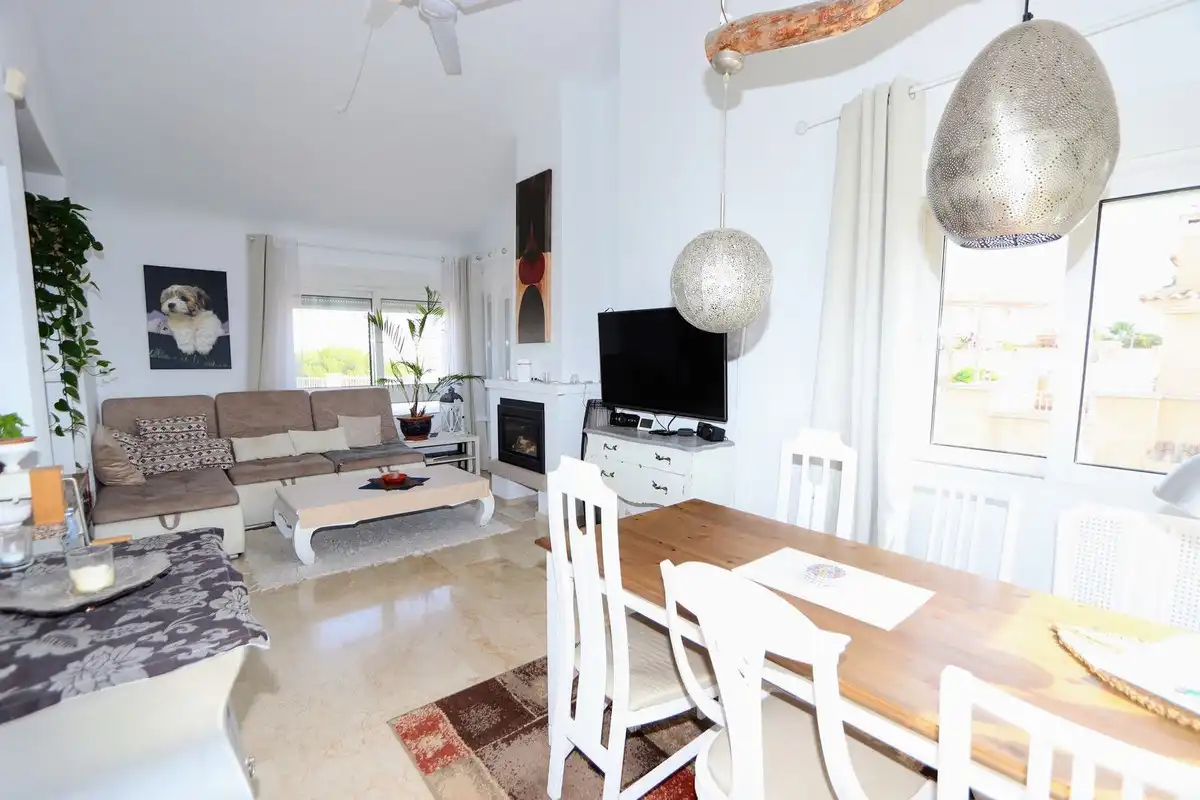 Sala de estar de Casa o chalet en venta en Alicante / Alacant con Aire acondicionado, Jardín privado y Terraza