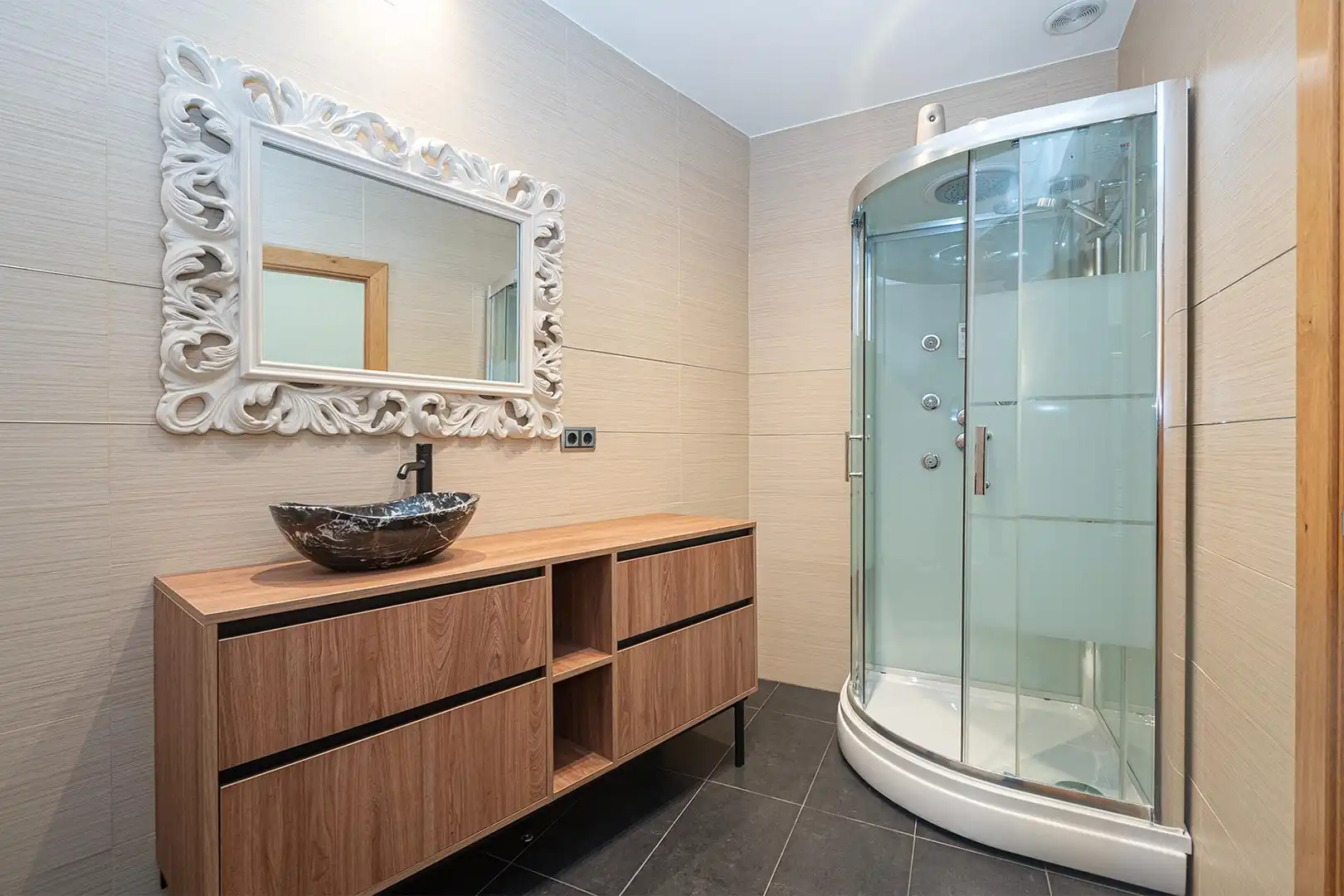 Baño de Casa o chalet de alquiler en Campanet con Aire acondicionado, Calefacción y Terraza