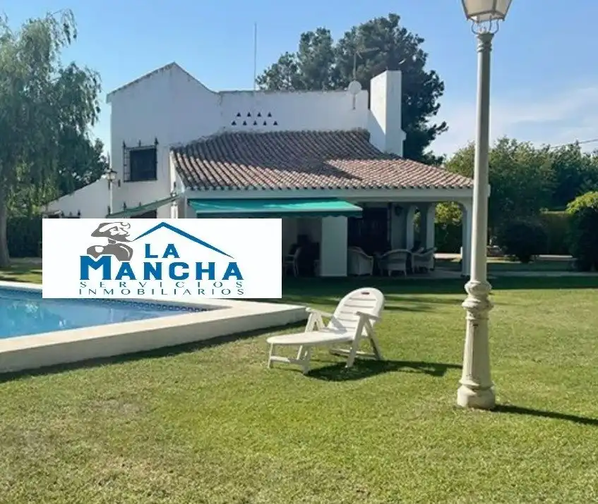 Casa rústica amb piscina en venda a Calle GARDENIA, imagen 2