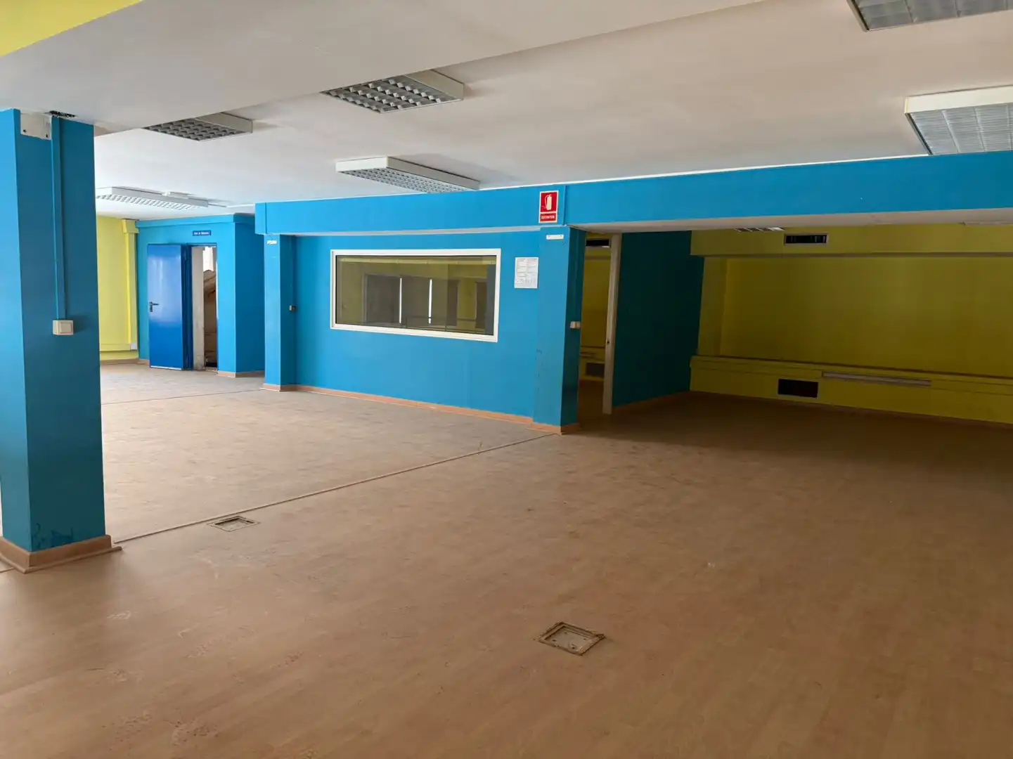 Business premises for sale in Vilanova i la Geltrú - Rambla Exposició, imagen 25