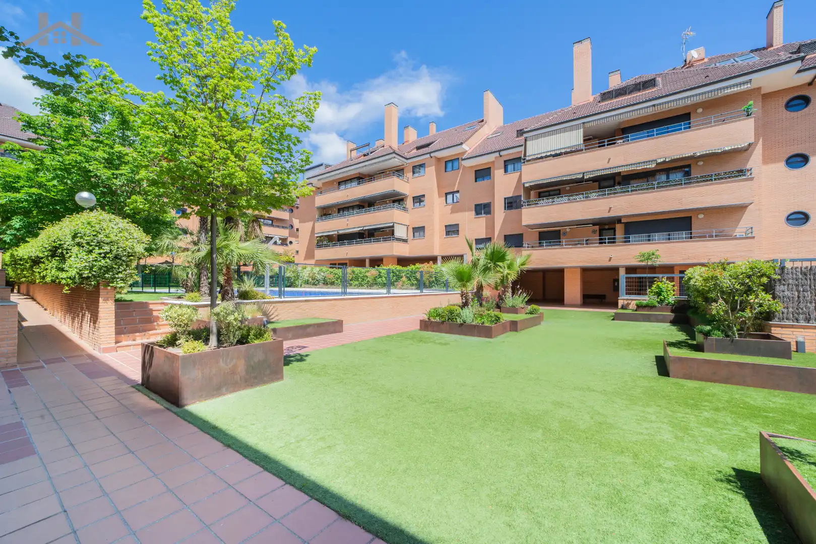 Exterior view of Flat for sale in Boadilla del Monte  with Air Conditioner, Heating and Terrace
