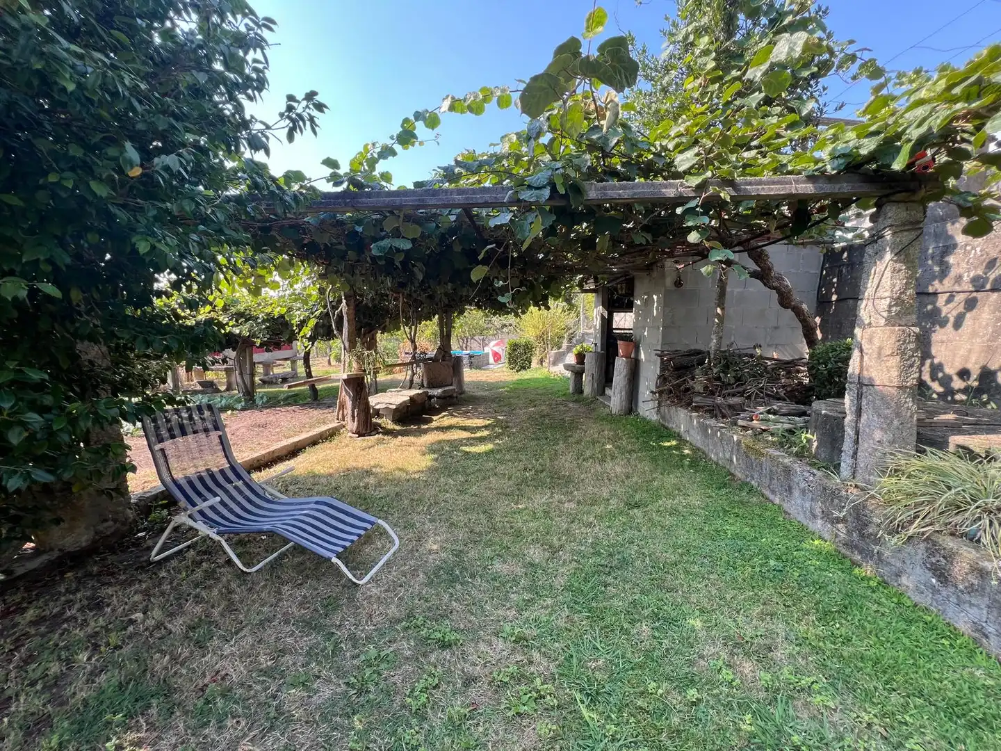 Jardín de Casa o chalet en venta en As Neves   con Calefacción, Jardín privado y Trastero