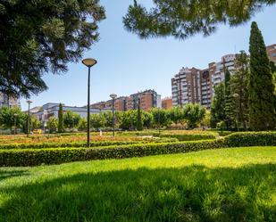 Exterior view of Flat to rent in  Valencia Capital  with Air Conditioner, Terrace and Community pool