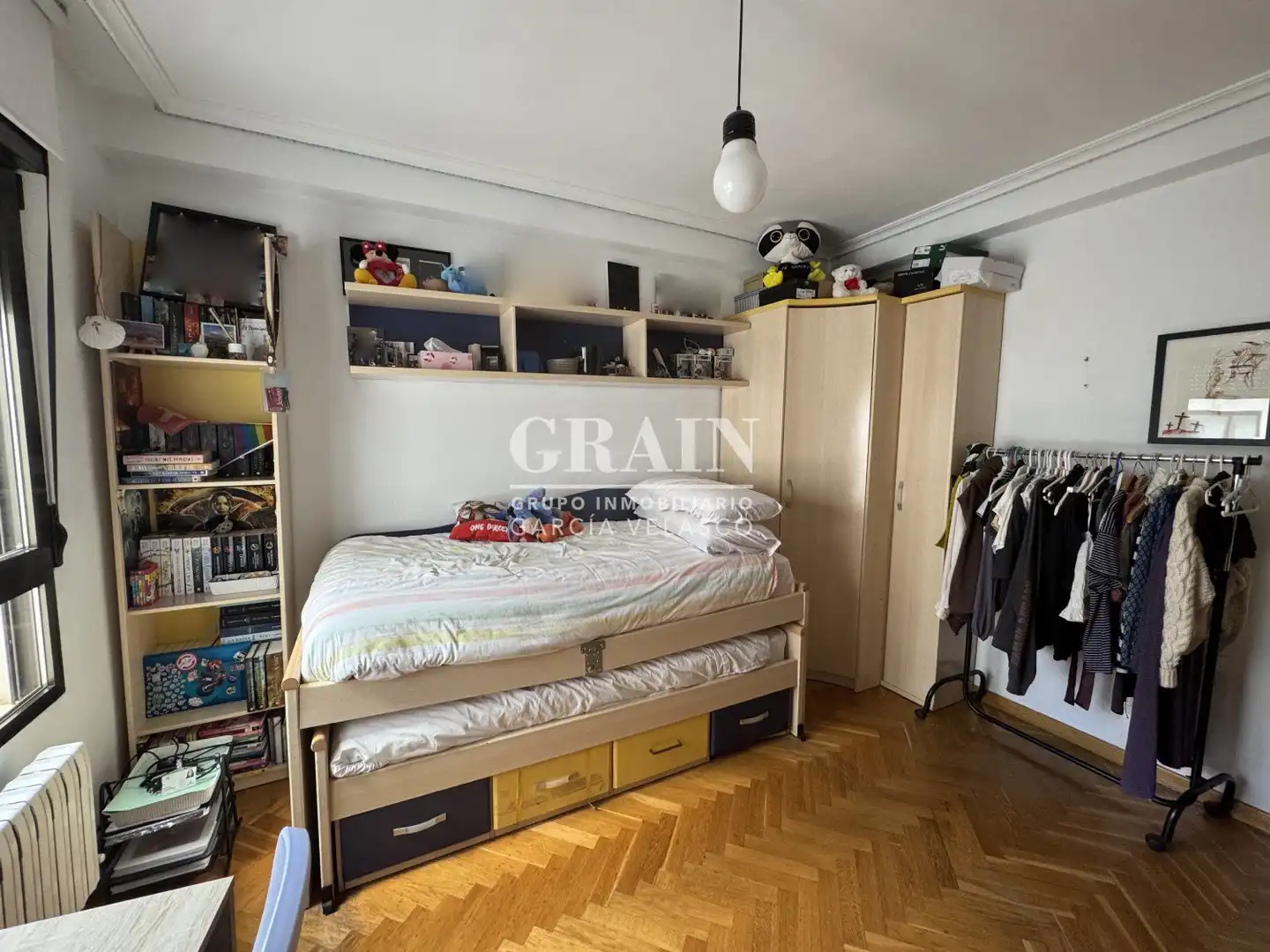 Bedroom of Flat for sale in Albacete  with Air Conditioner, Heating and Parquet flooring