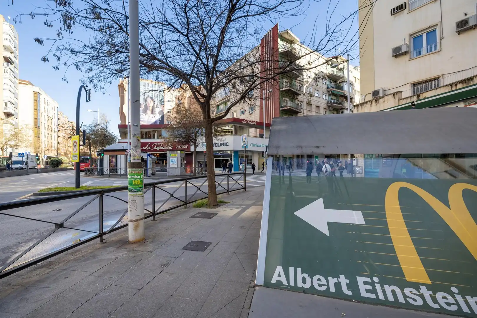 Vista exterior de Pis en venda en Granada amb Aire condicionat, Calefacció i Balcó