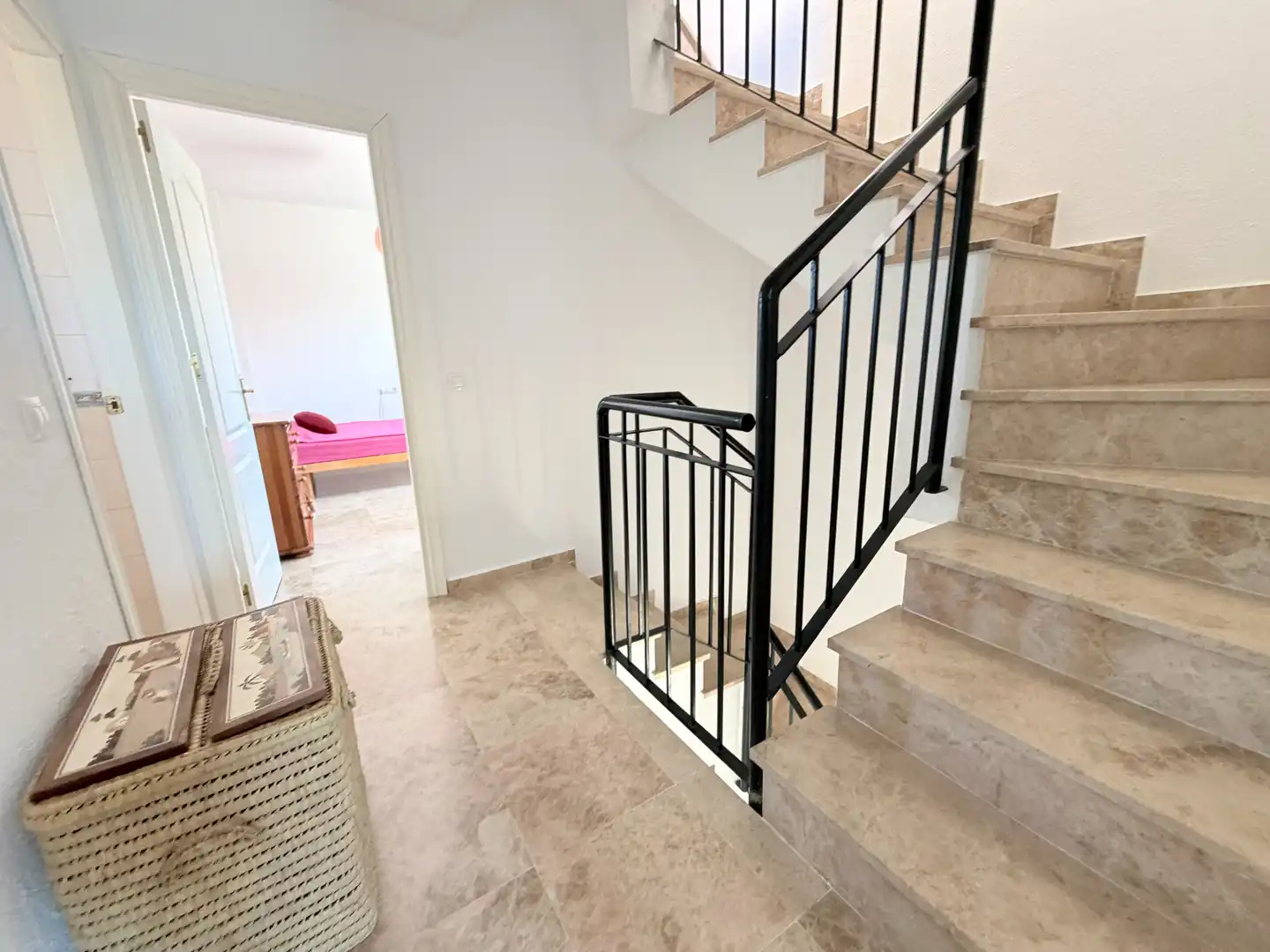 Casa adosada en venta en Calle las Marismas, Salteras