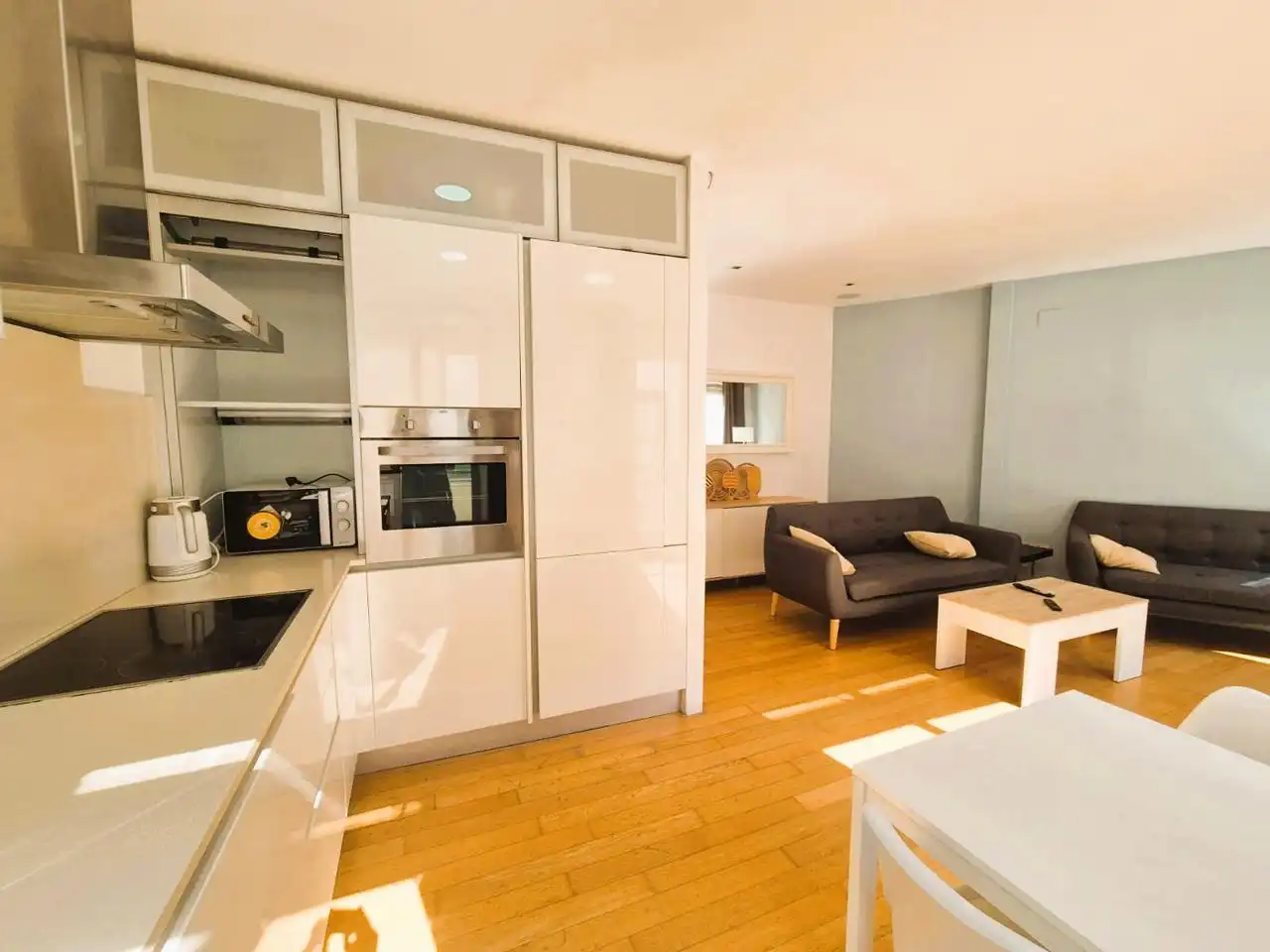 Piso con ascensor en venta en Calle Cienfuegos, imagen 2