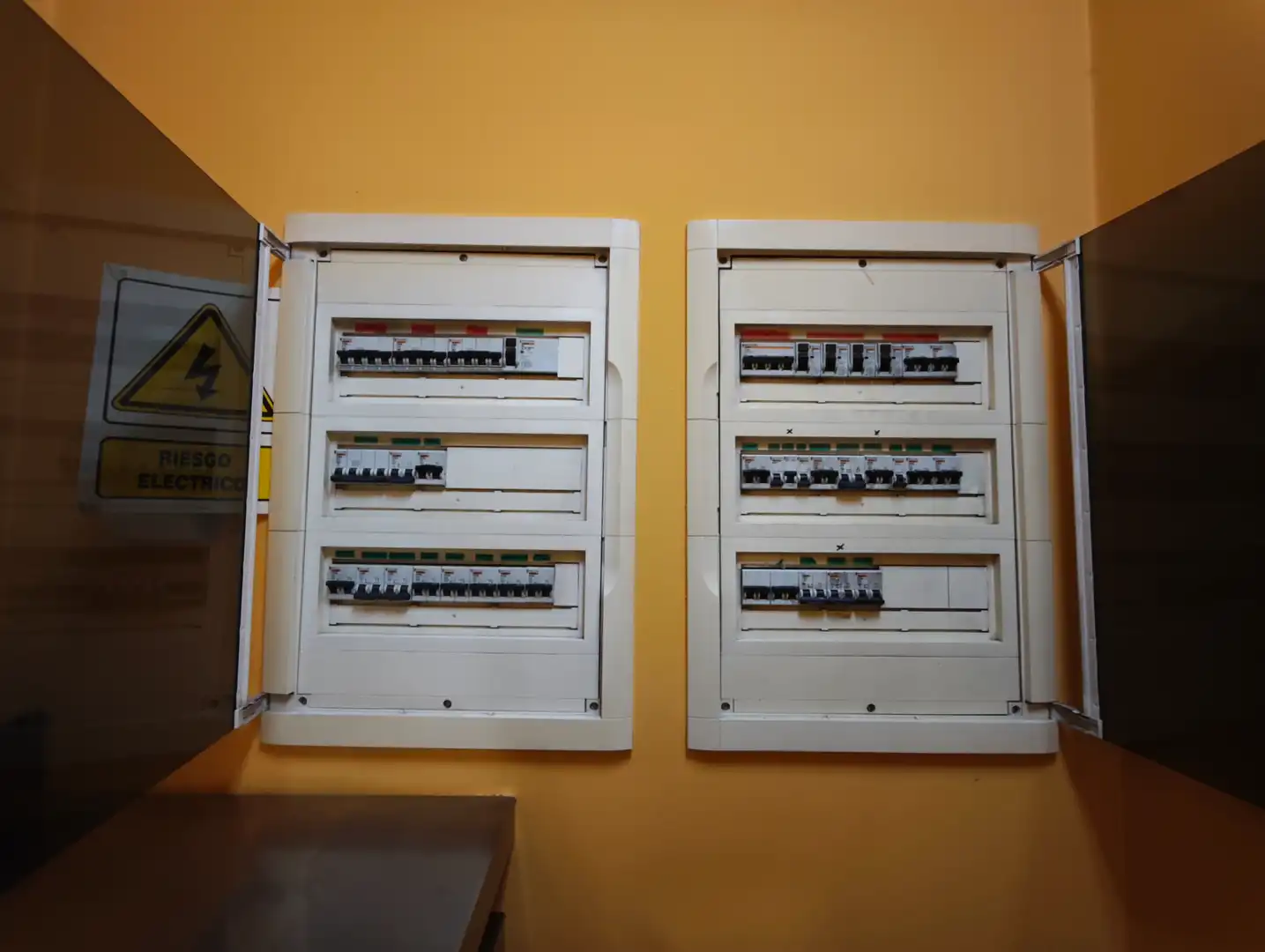 Commercial properties for rent in Narón  with Air Conditioner and Furnished