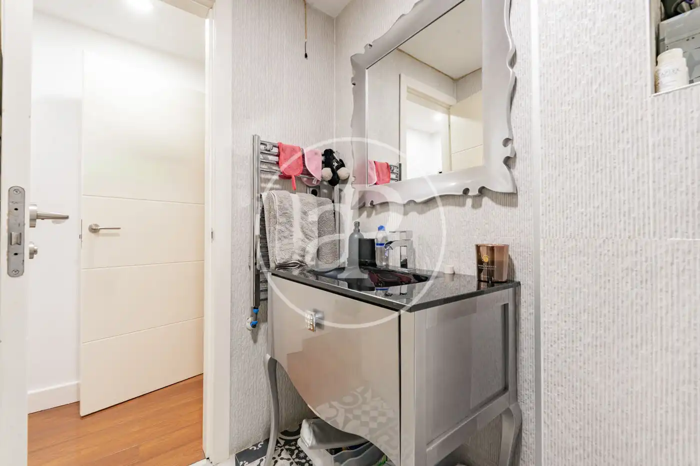 Bathroom of Detached homes for sale in La Moraleja  with Air Conditioner, Heating and Private garden