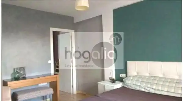 Habitación de Ático de alquiler en Sevilla con Aire acondicionado, Terraza y Amueblado