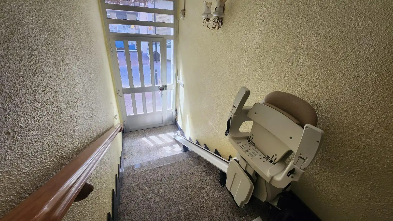 Flat for sale in Aspe  with Air Conditioner, Heating and Storage room
