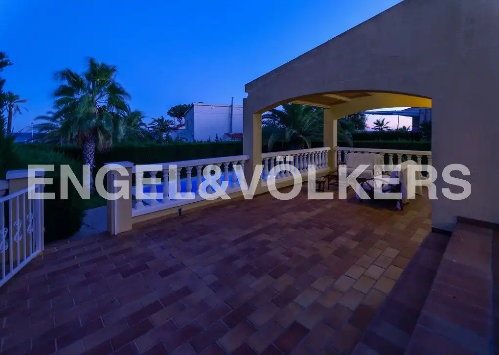Chalet con piscina en venta en Carrer Margalló 42, imagen 17