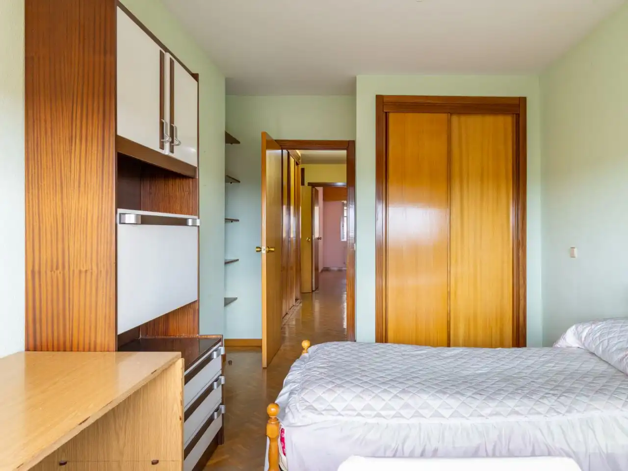 Flat for sale in Sector Islas, 16, Segunda Fase