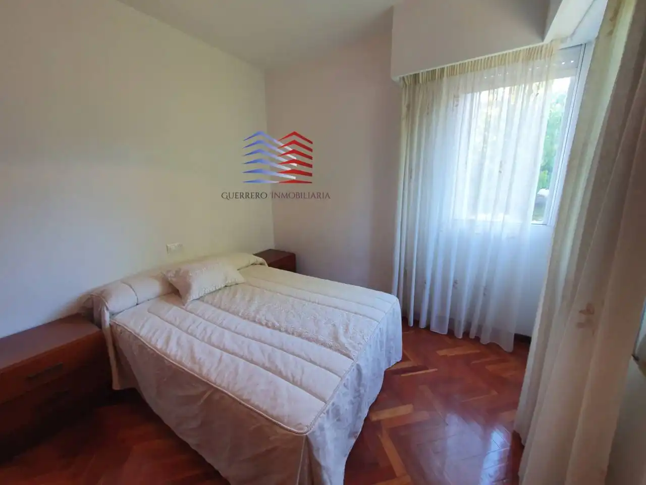 Bedroom of Flat for rent in Ourense Capital   with Heating, Parquet flooring and Storage room