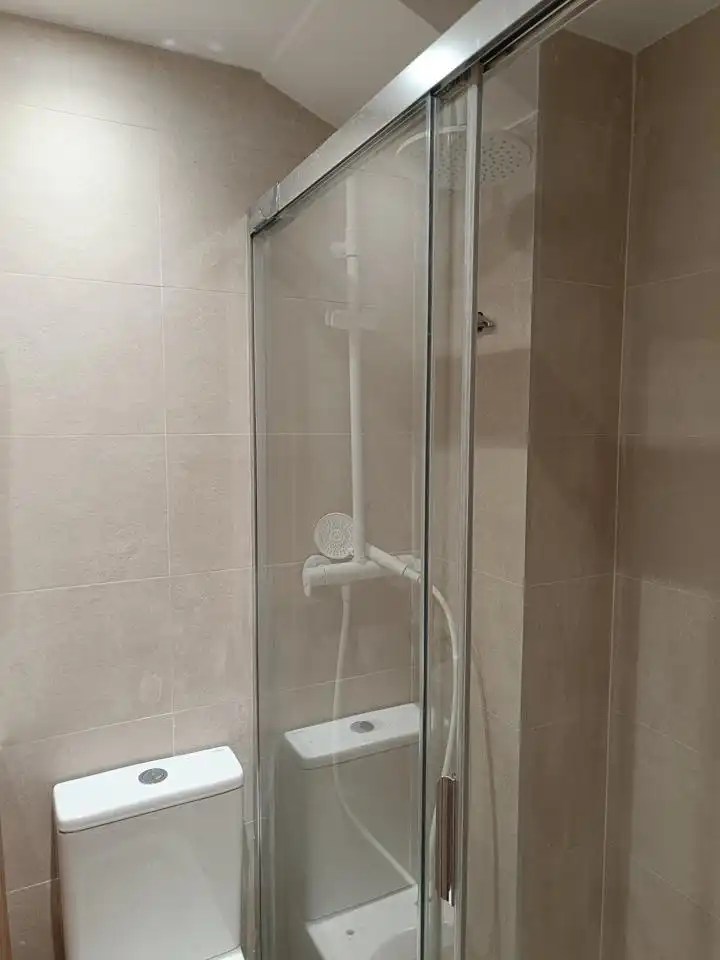 Bathroom of Flat for sale in Zaragoza  with Heating and Terrace