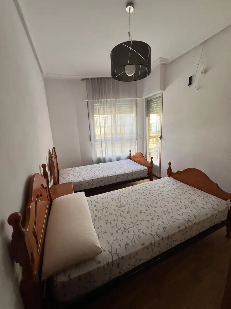 Schlafzimmer von Wohnung zum Verkauf in  Logroño mit Heizung, Parkett und Terrasse