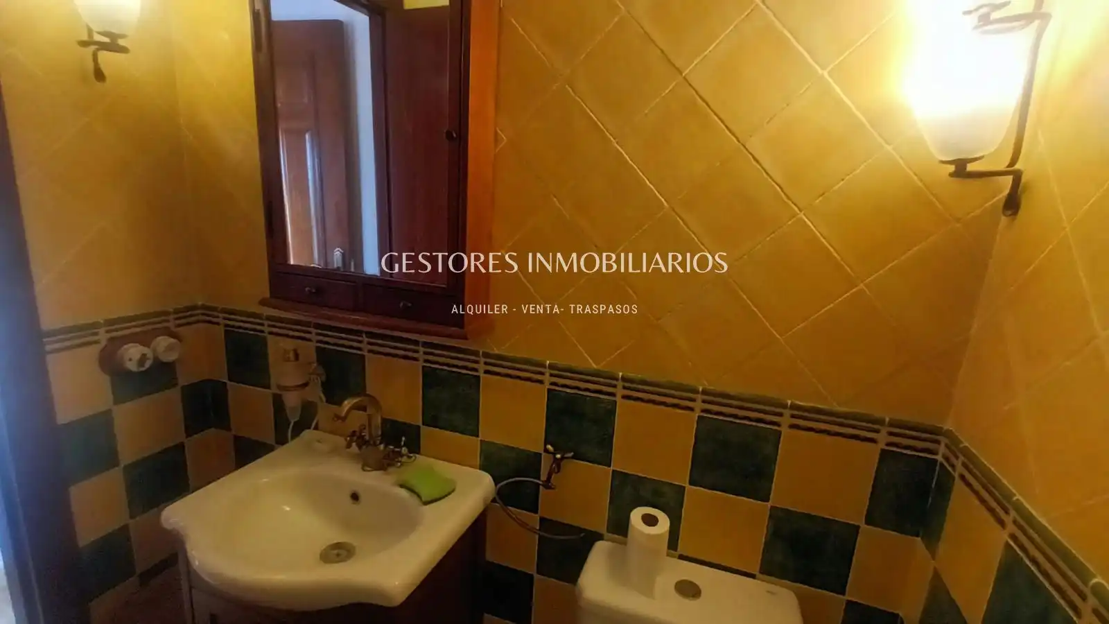 Badezimmer von Maisonette zum Verkauf in Cocentaina mit Klimaanlage, Heizung und Terrasse