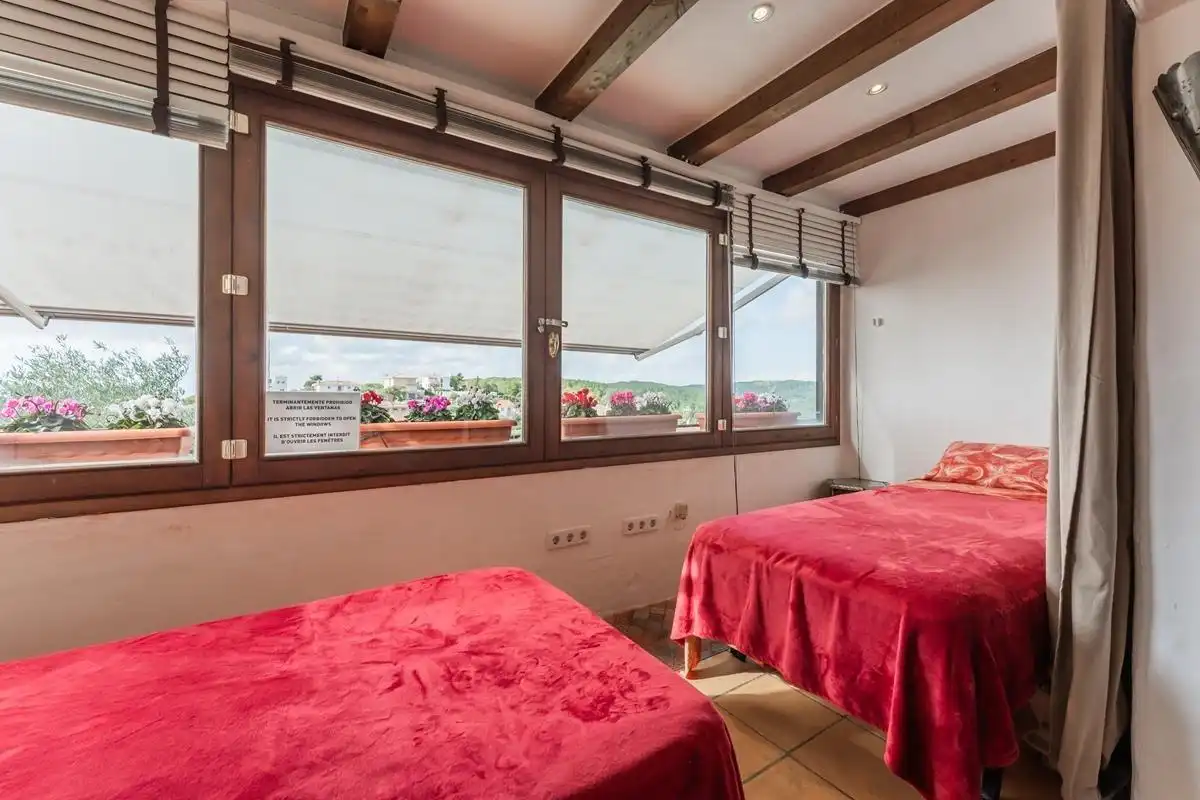 Habitación de Casa o chalet en venta en Sant Pere de Ribes con Aire acondicionado, Jardín privado y Terraza