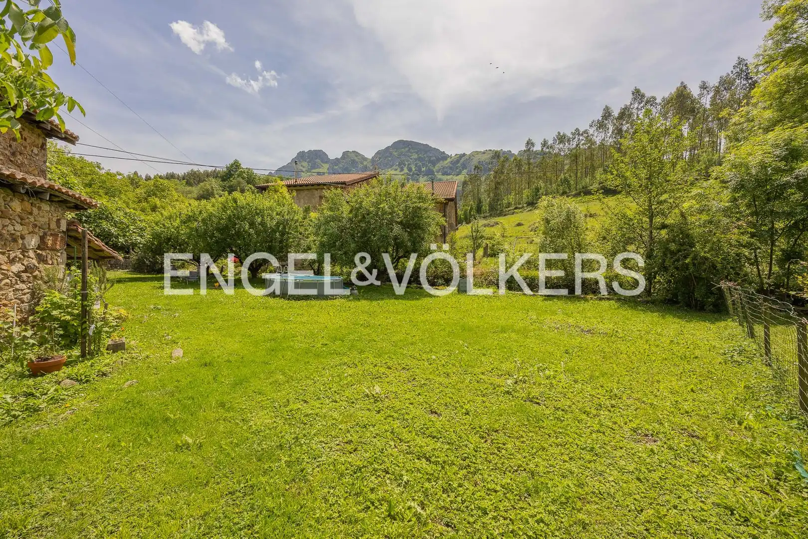 Detached homes for sale in Elorrio  with Heating and Private garden