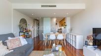 Living room of Apartment for sale in Sabadell  with Air Conditioner, Heating and Parquet flooring