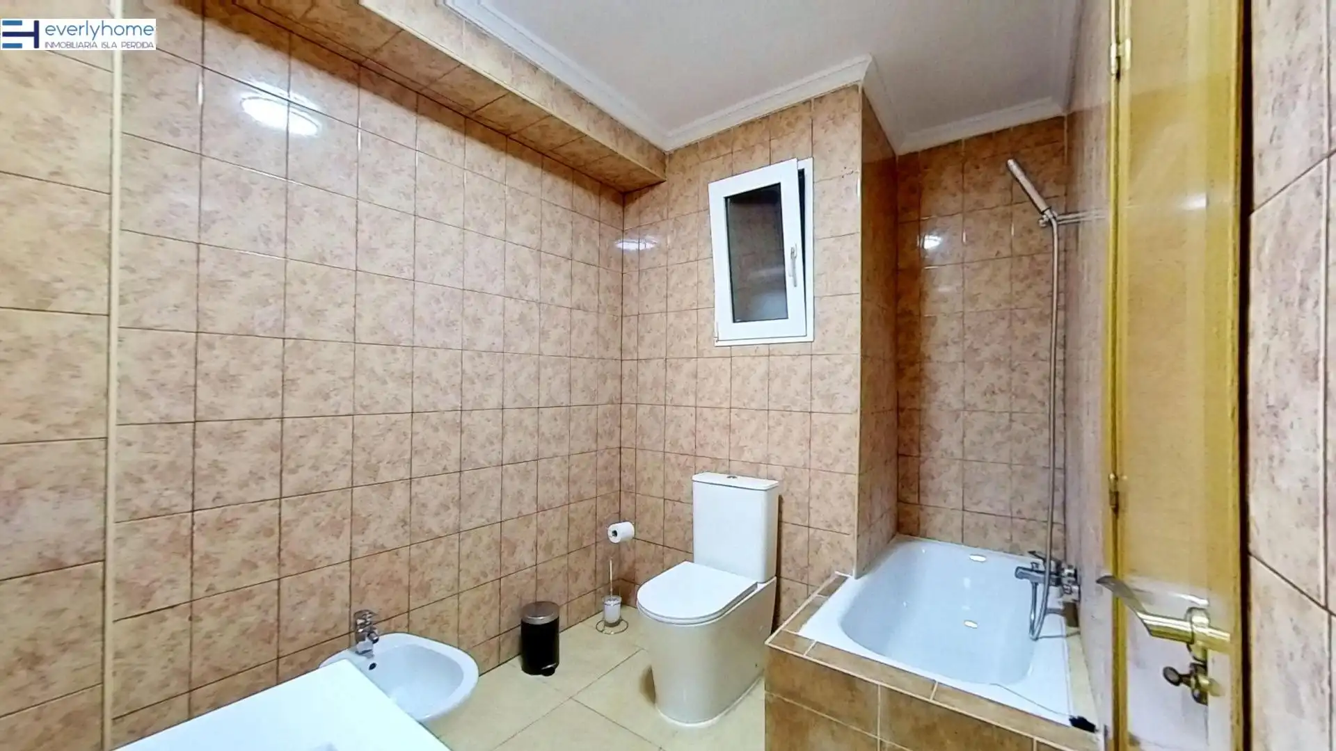 Room in Juzgados
