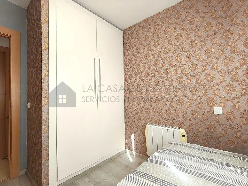Schlafzimmer von Einfamilien-Reihenhaus zum Verkauf in Petrer