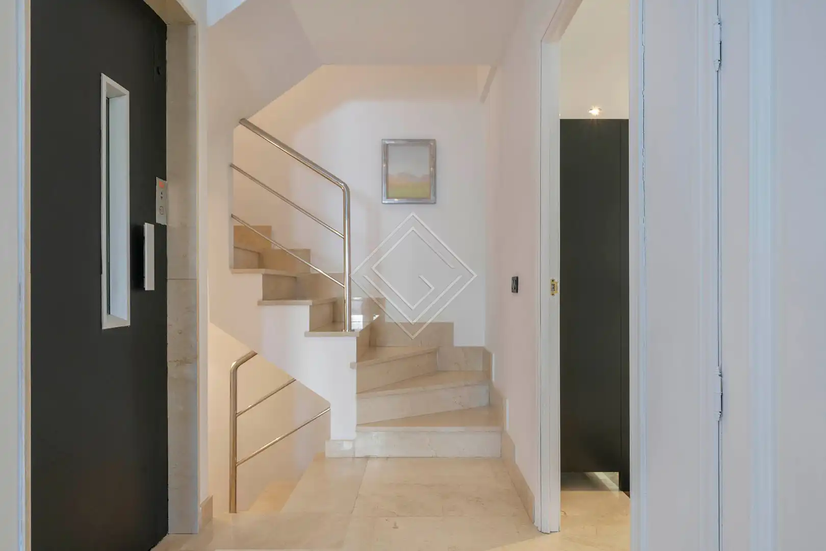 Semi-detached house with pool for sale in Moncloa - Aravaca, imagen 11