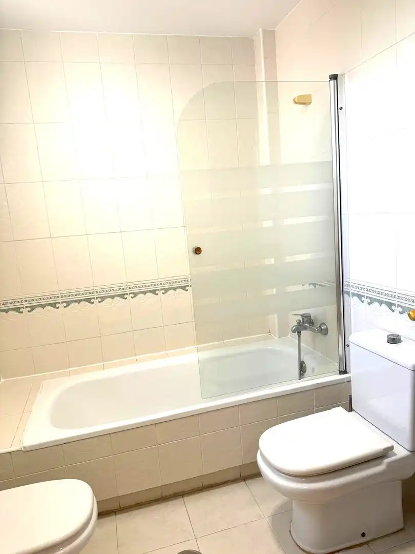 Baño de Casa o chalet de alquiler en Mutxamel con Aire acondicionado, Calefacción y Jardín privado