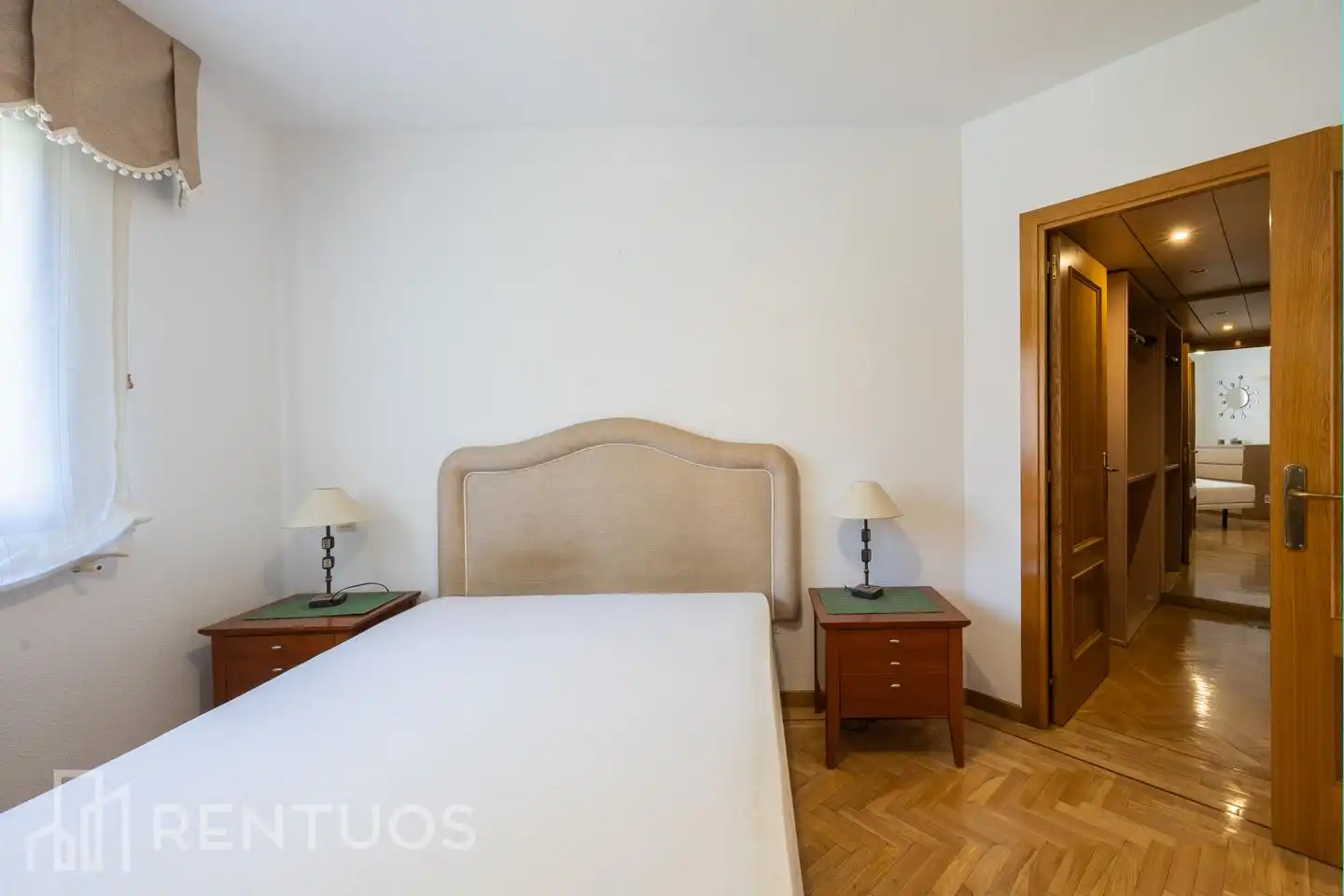 Dormitori de Pis de lloguer en Madrid amb Aire condicionat, Calefacció i Parquet