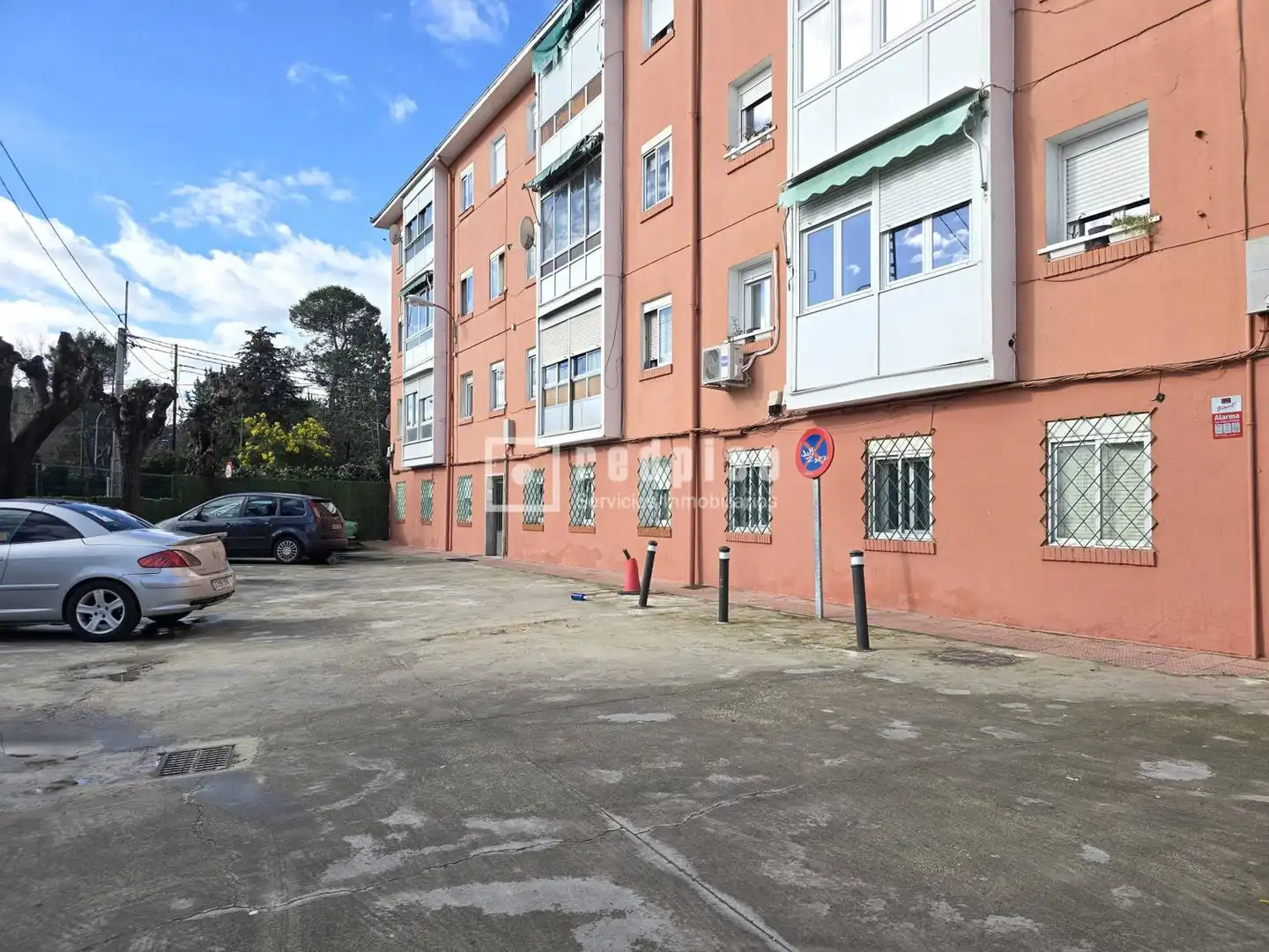 Vista exterior de Pis en venda en Collado Villalba amb Calefacció