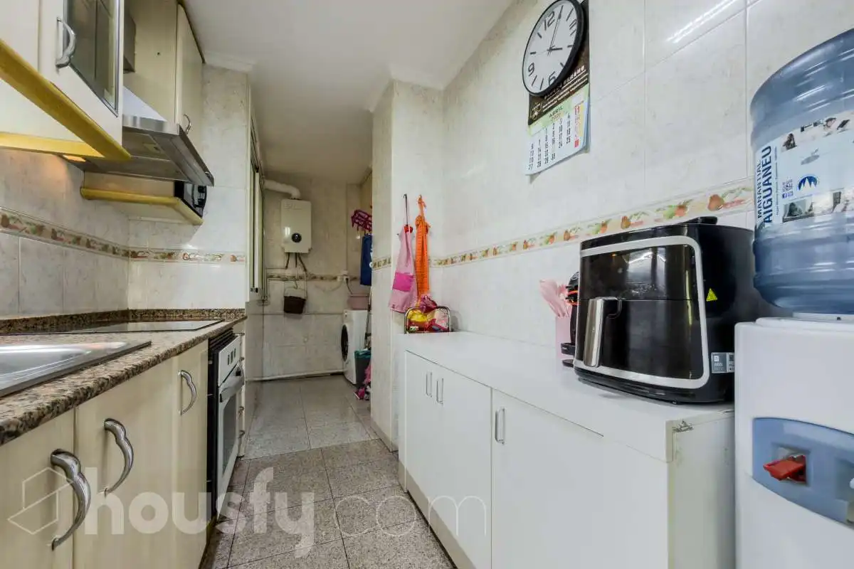 Cocina de Piso en venta en Badalona con Aire acondicionado, Calefacción y Amueblado