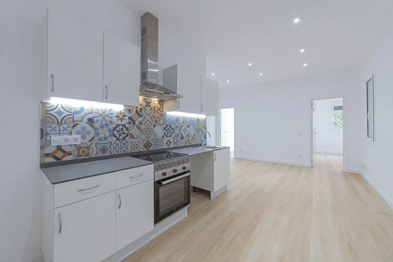 Cocina de Apartamento en venta en Barcelona con Aire acondicionado, Calefacción y Parquet