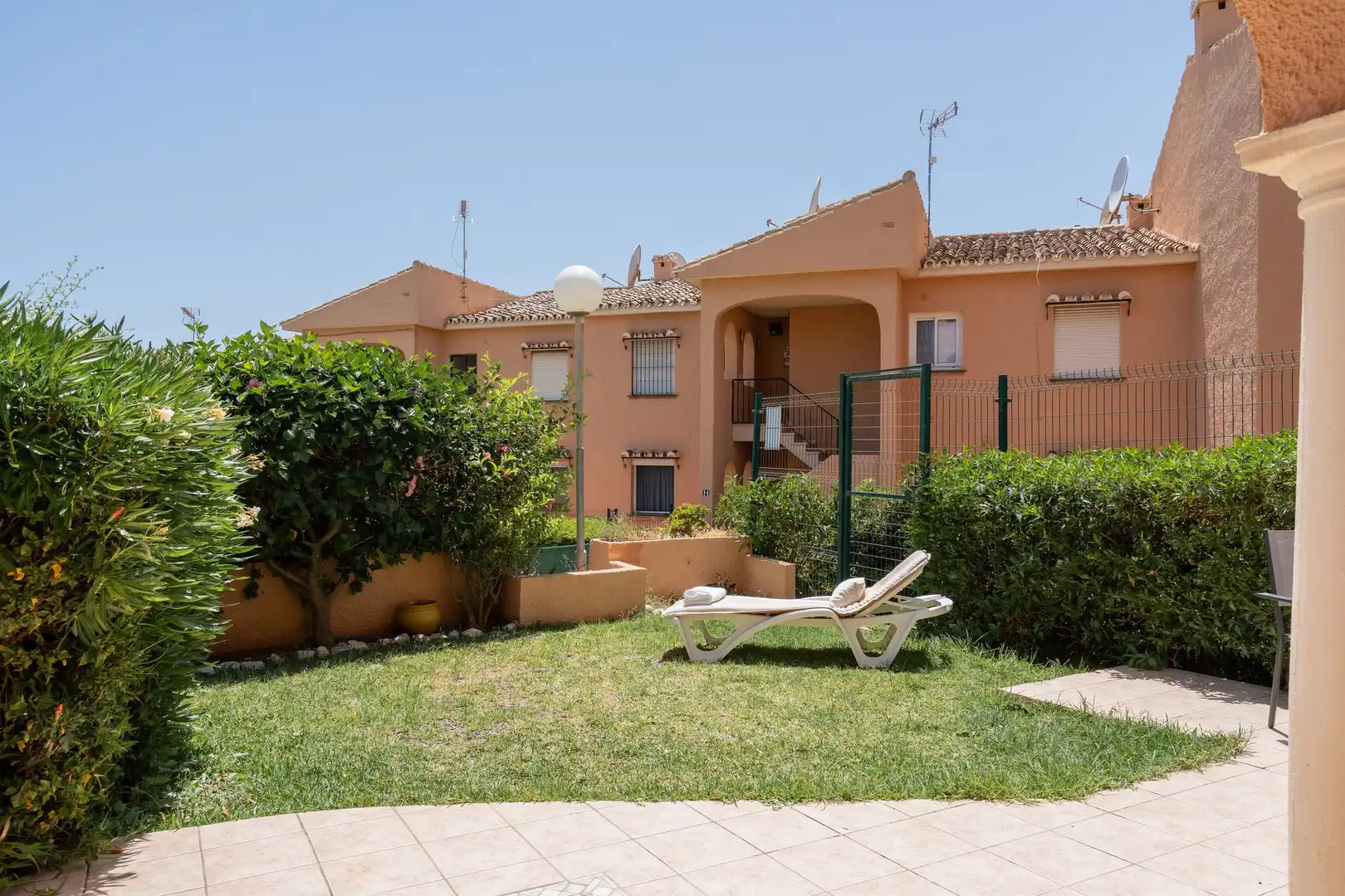 Vista exterior de Apartament en venda en Mijas amb Terrassa