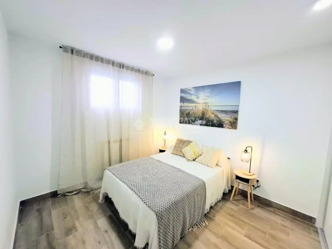 Habitación de Piso en venta en Madrid con Calefacción