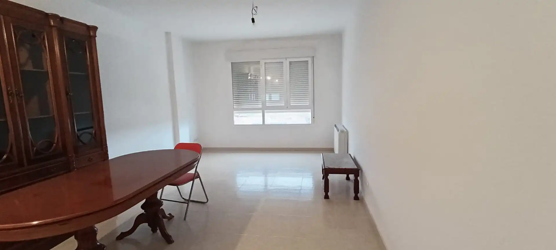 Sala de estar de Piso en venta en Pedro Muñoz con Calefacción, Trastero y Amueblado