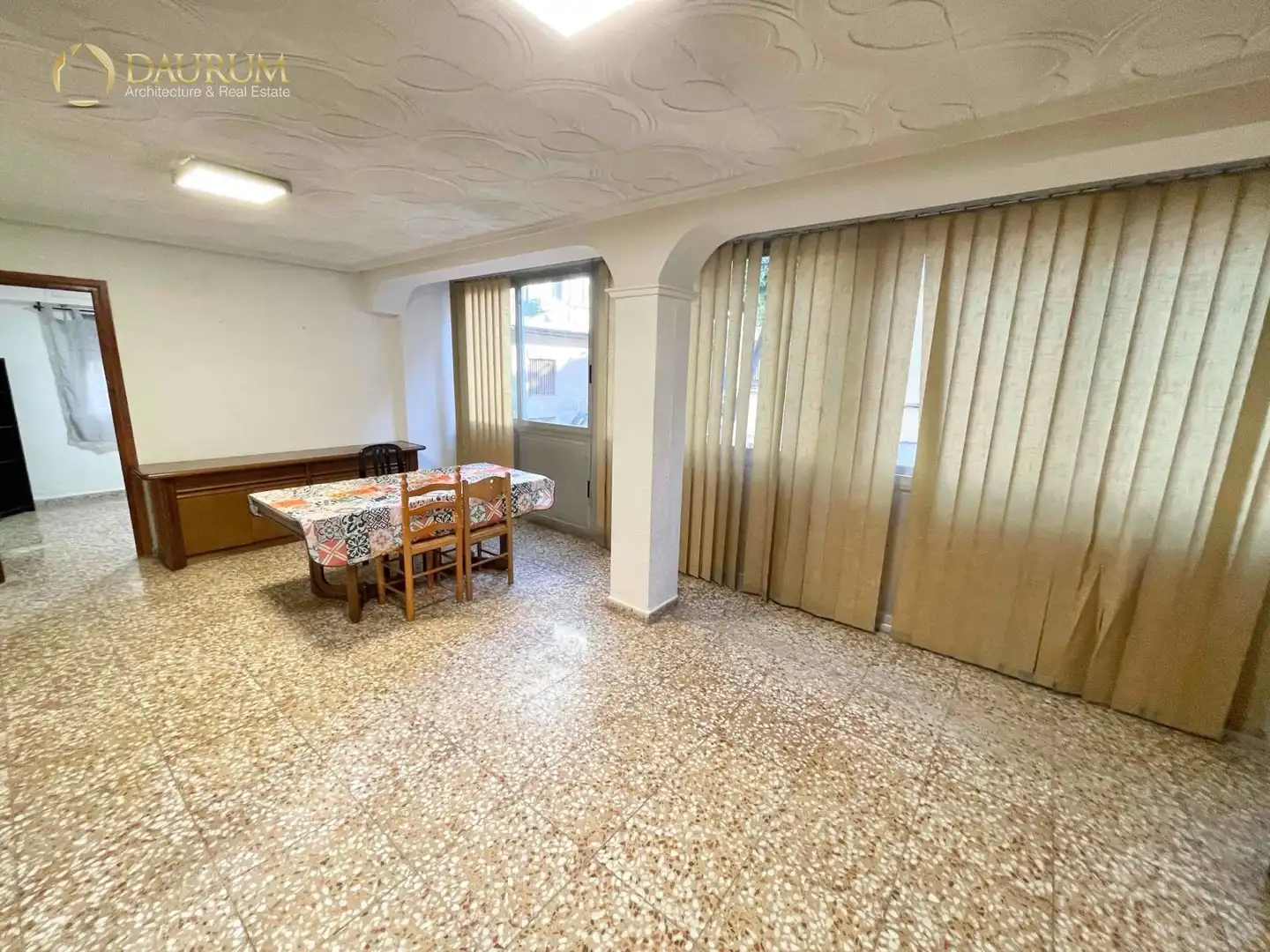 Piso en venta en Manises con Aire acondicionado, Terraza y Amueblado