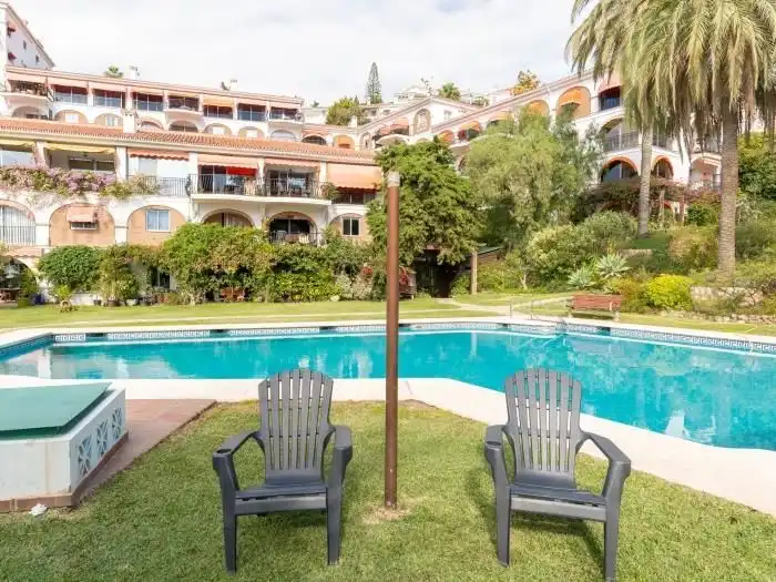 Dachboden zur Miete in OLMOS, 19, Cerrado de Calderón - Hacienda Paredes