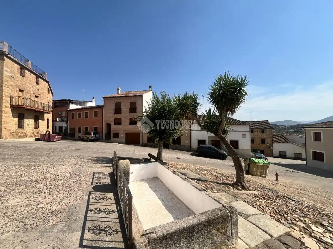 Vista exterior de Casa adosada en venda en Aldeanueva de Barbarroya
