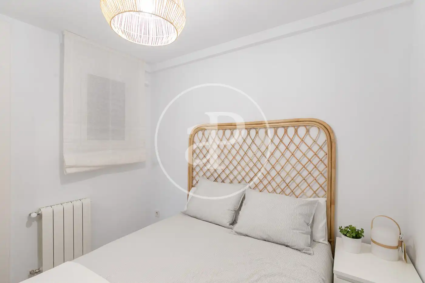 Schlafzimmer von Wohnung zum Verkauf in Barcelona mit Klimaanlage, Heizung und Terrasse