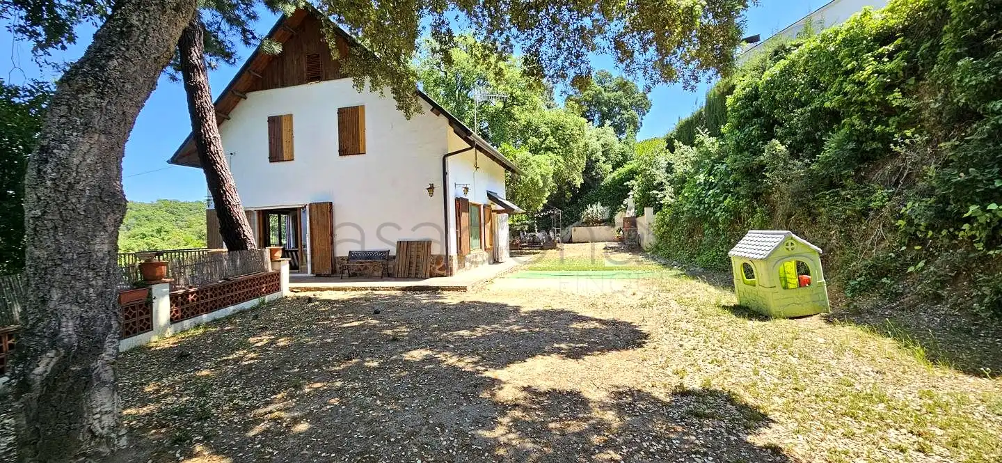 Haus mit Garten zum Verkauf in Vallgorguina