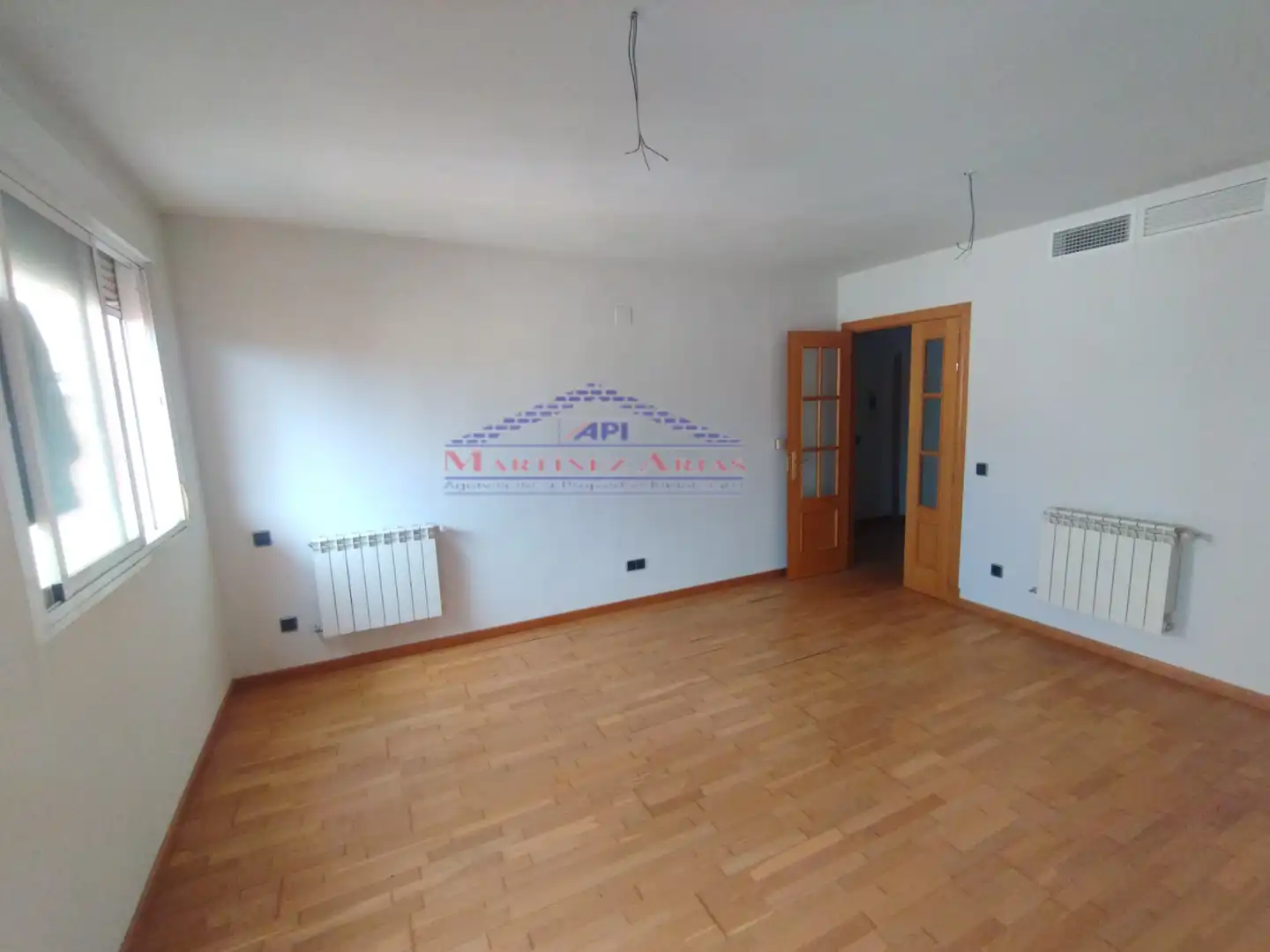 Sala de estar de Dúplex en venta en Linares con Calefacción, Parquet y Balcón