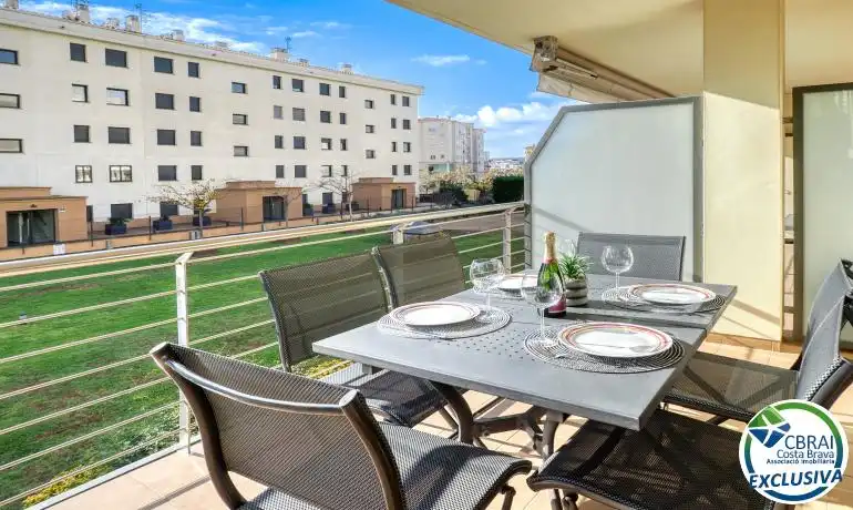 Apartment mit Pool zum Verkauf in Carrer de Joanot Martorell