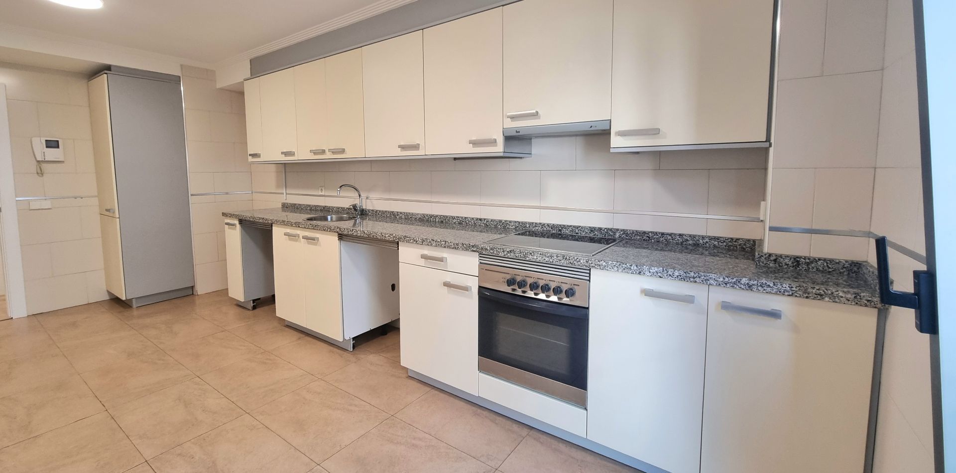 Flat to rent