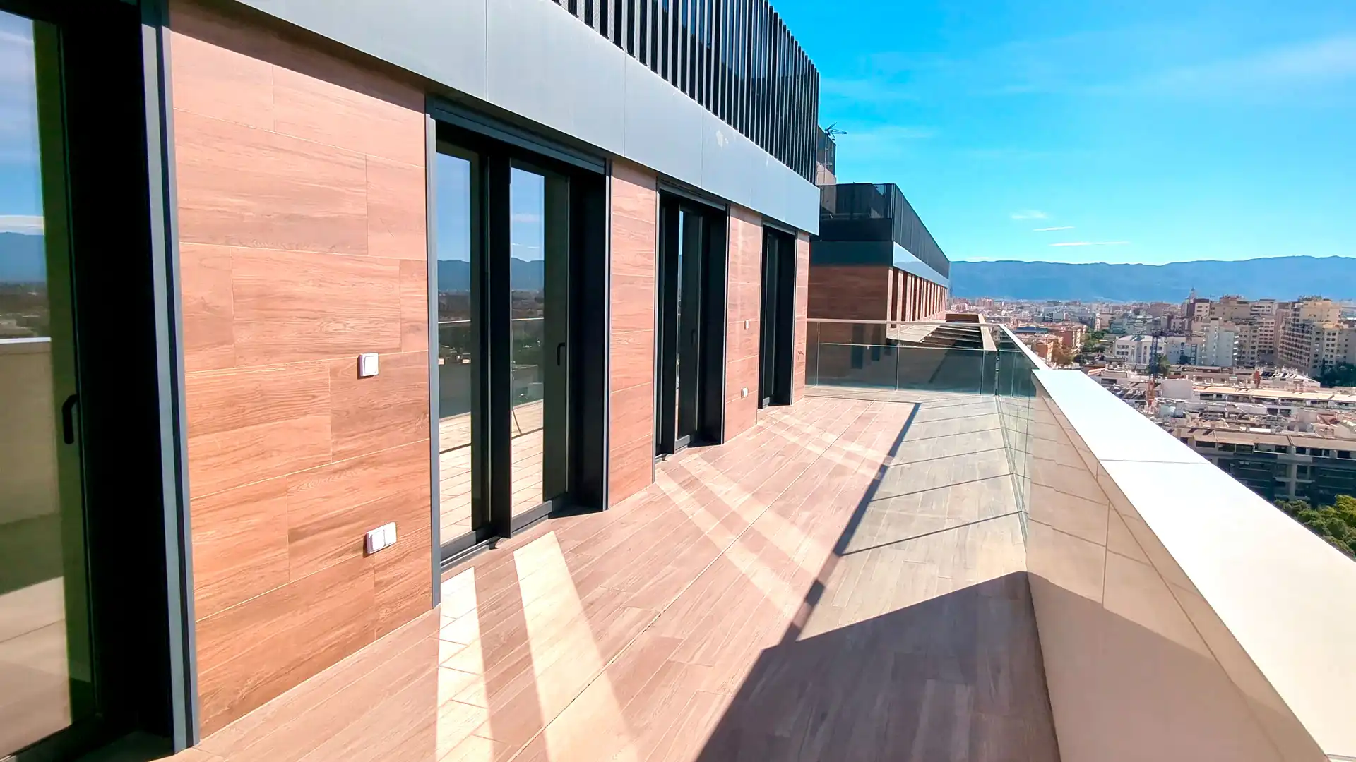 Terraza de Ático en venta en Murcia con Aire acondicionado, Calefacción y Jardín privado