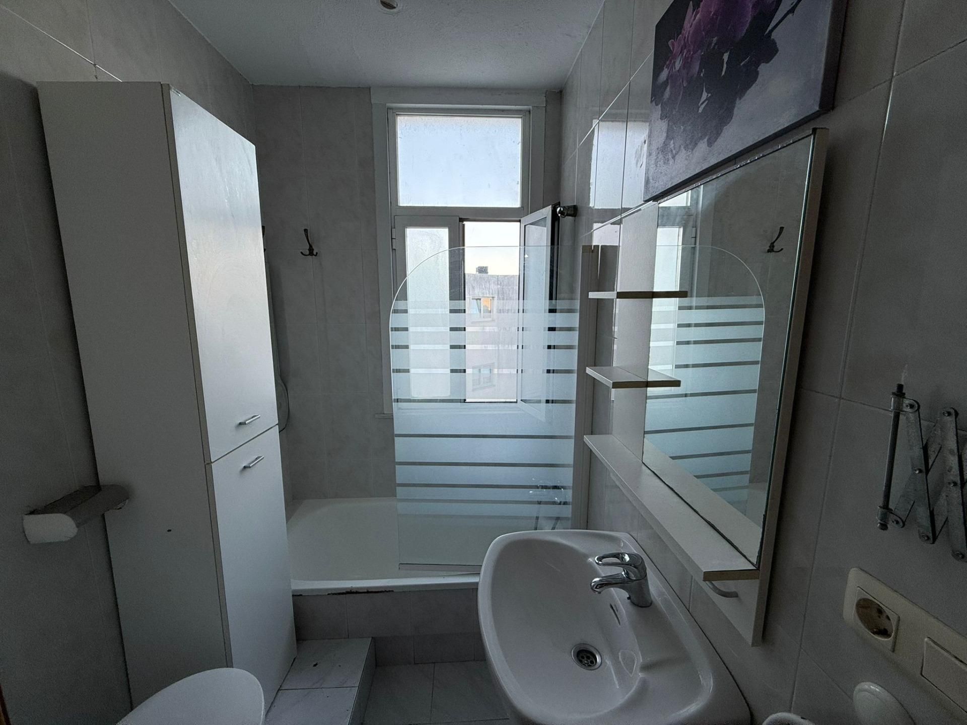 Bathroom of Flat for sale in A Coruña Capital 
