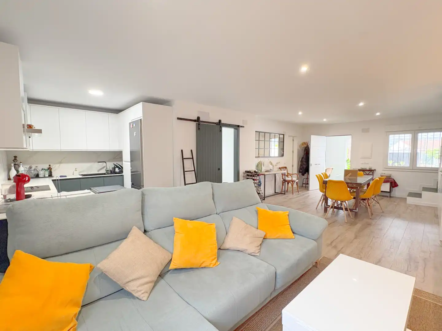 Wohnzimmer von Country house zum Verkauf in Alhaurín de la Torre mit Klimaanlage, Privatgarten und Terrasse