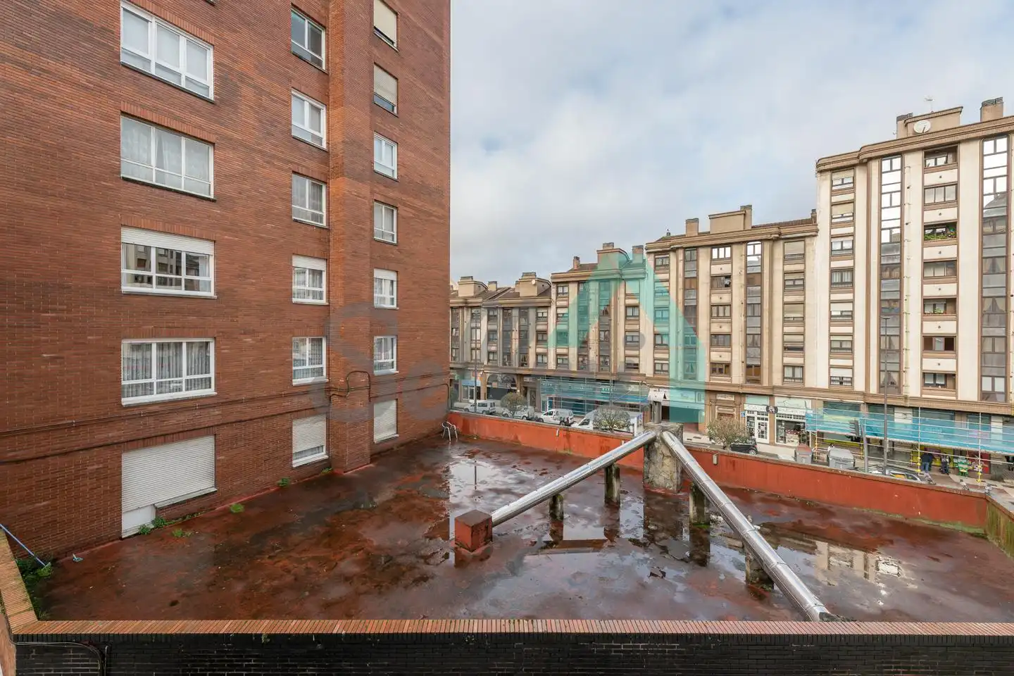 Vista exterior de Piso de alquiler en Avilés con Calefacción y Amueblado
