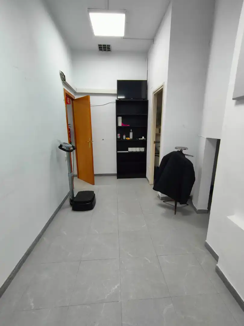 Local comercial en venda a Carrer d'Amadeu de Savoia 166, imagen 11