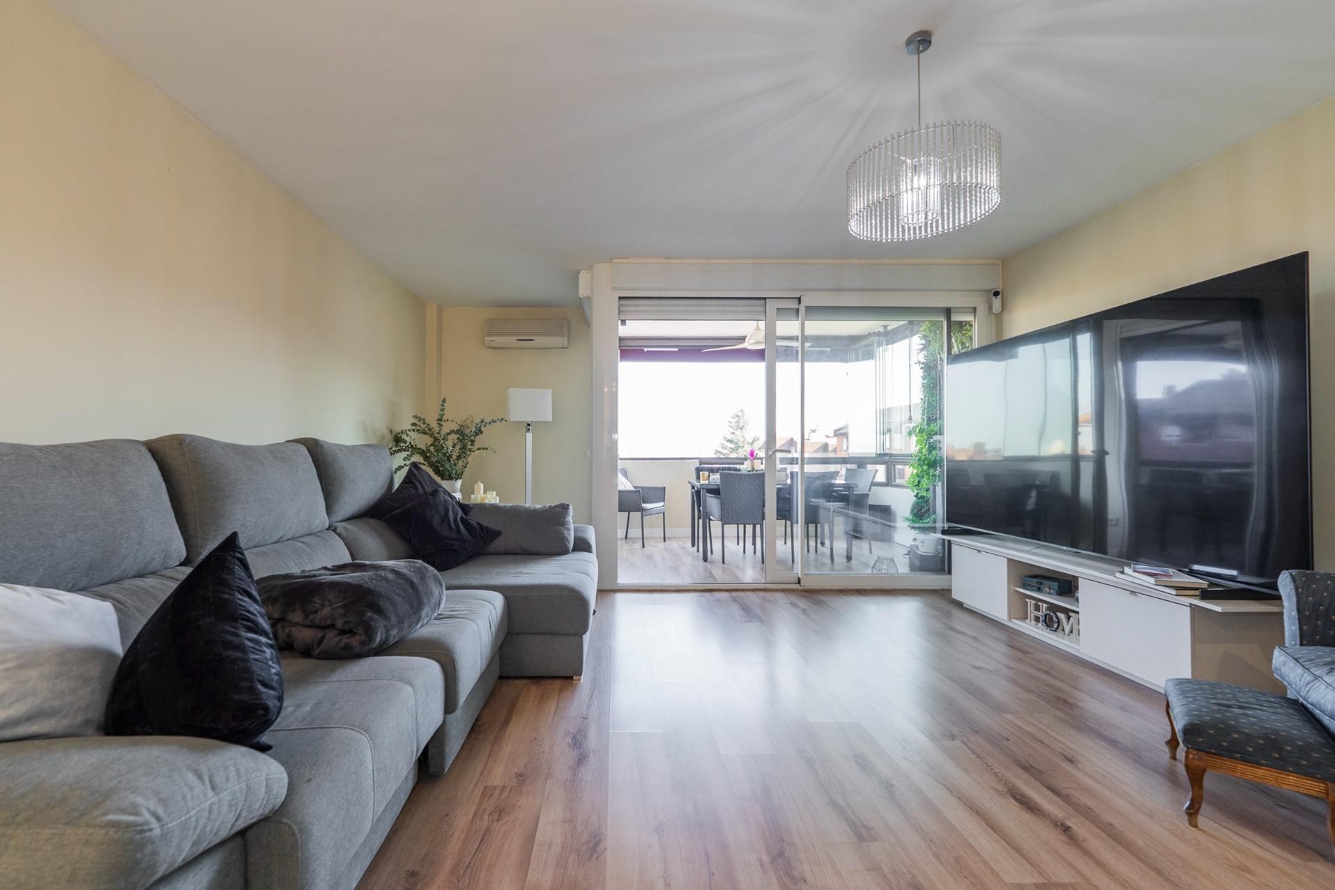 Living room of Attic for sale in Alcobendas  with Air Conditioner, Heating and Terrace